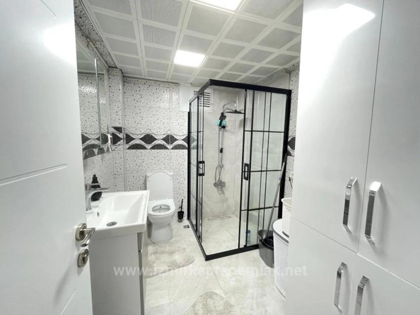 Großzügige 3+1-Zimmer-Villa Mit Parkplatz Und Großem Garten In Seferihisar Doğanbey Zu Verkaufen