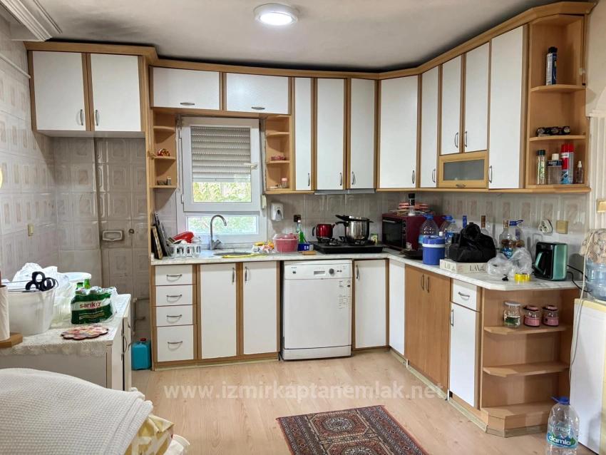 4+1 Villa Zum Verkauf In Seferihisar Ürkmez, 100 M Vom Strand Entfernt