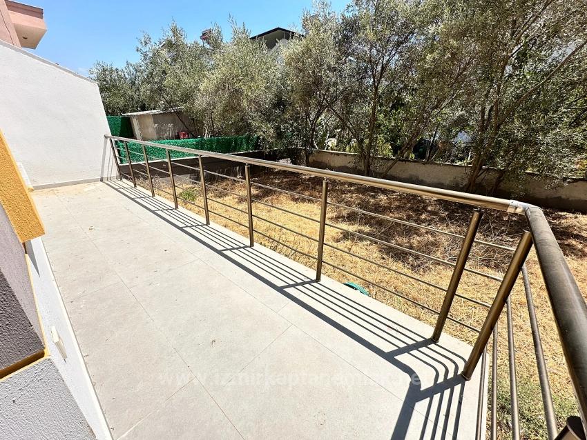 Geräumige 3+1-Zimmer-Villa Mit Großem Garten Im Stadtteil Cumhuriyet Von Seferihisar Zu Verkaufen