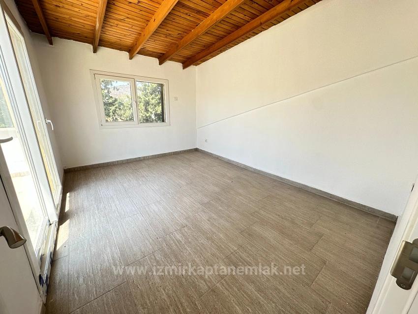 Geräumige 3+1-Zimmer-Villa Mit Großem Garten Im Stadtteil Cumhuriyet Von Seferihisar Zu Verkaufen