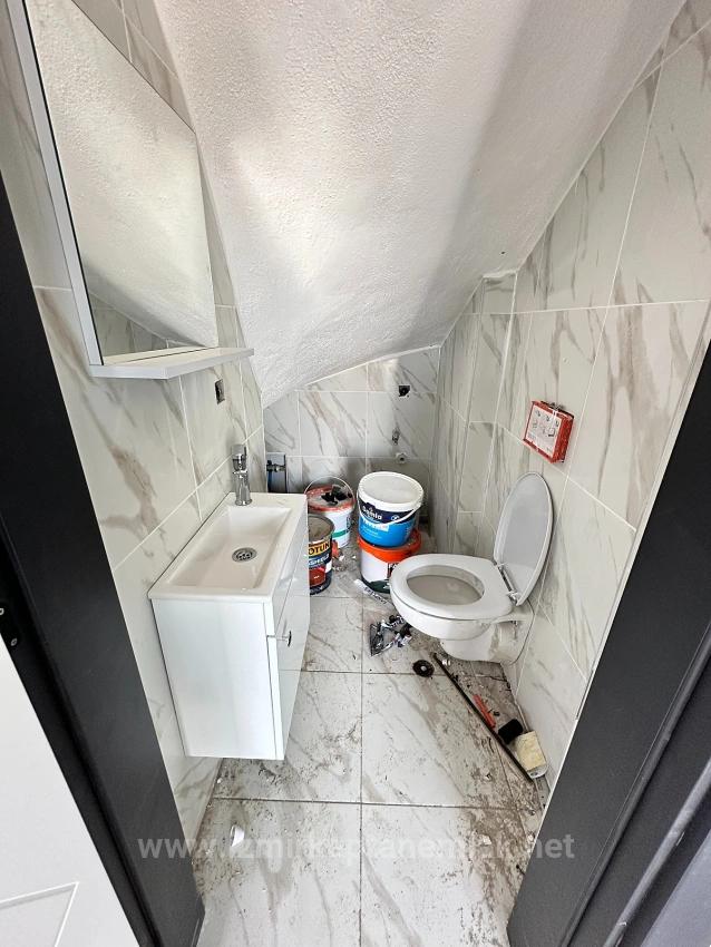 Brandneue 2+1-Villa Zum Verkauf Mit Großem Garten In Seferihisar Cumhuriyet