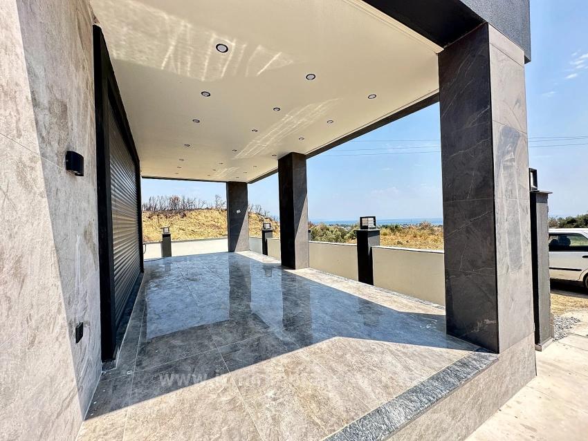 Unabhängige, Hochwertige Neue 4+1-Villa Zum Verkauf Auf 287 M2 In Seferihisar Doğanbey