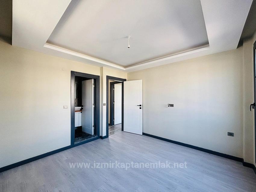 Große 3+1-Zimmer-Villa (300 M² Bruttofläche) Mit Separatem Pool In Doğanbey Zu Verkaufen