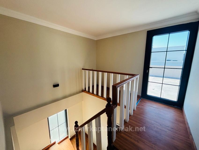 Große 3+1-Zimmer-Villa (300 M² Bruttofläche) Mit Separatem Pool In Doğanbey Zu Verkaufen