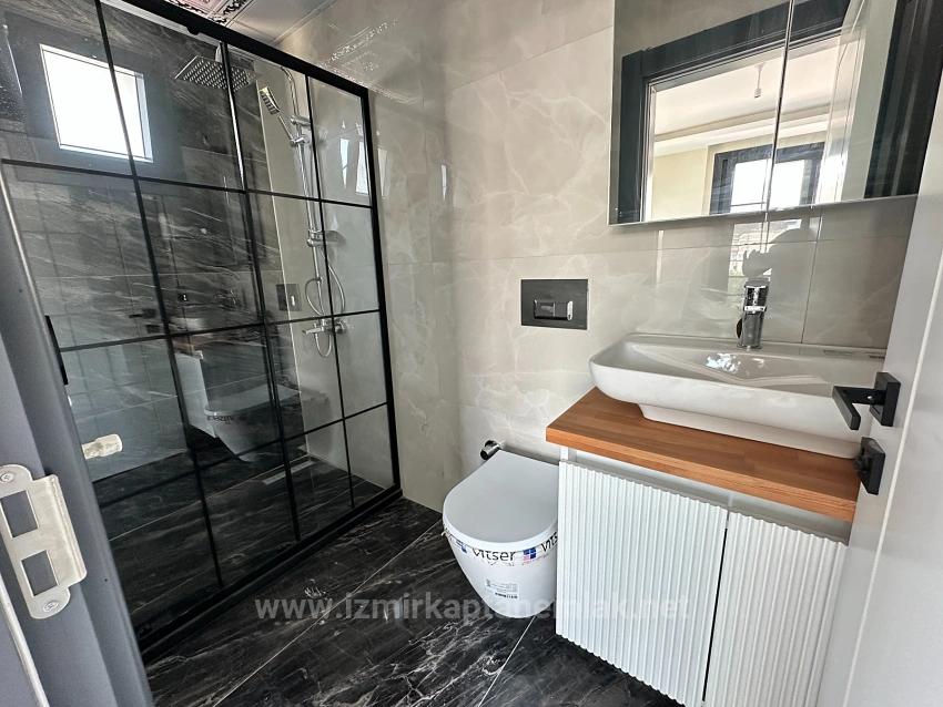 Große 3+1-Zimmer-Villa (300 M² Bruttofläche) Mit Separatem Pool In Doğanbey Zu Verkaufen