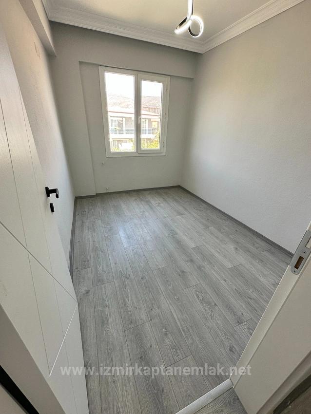 Geräumige 2+1-Wohnung Zum Verkauf Im Zentrum Von Seferihisar Ürkmez, Brandneuer Bau