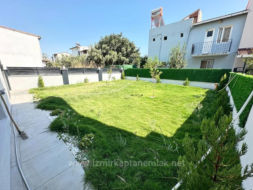 210 M² Große, Unabhängige Luxusgarten-3+1-Villa Zum Verkauf In Seferihisar Doğanbey