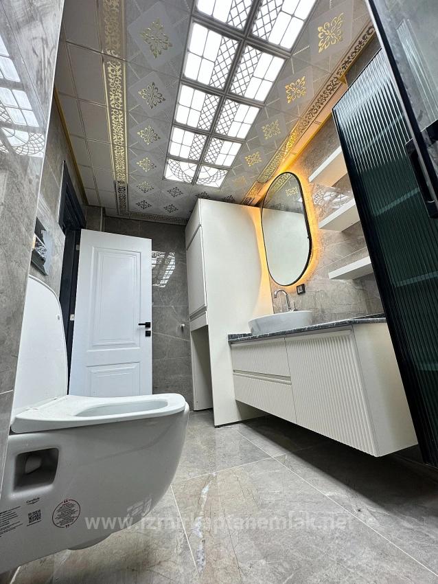 210 M² Große, Unabhängige Luxusgarten-3+1-Villa Zum Verkauf In Seferihisar Doğanbey