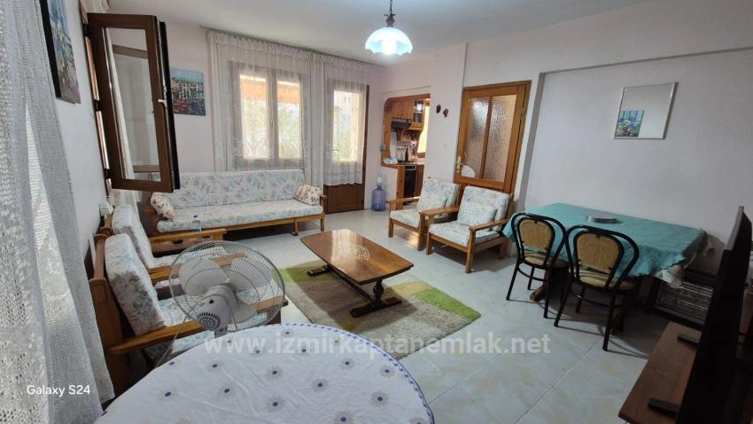 4+1 Villa Mit Garten Zu Vermieten Am Strand Von Havacılar In Doğanbey, Seferihisar