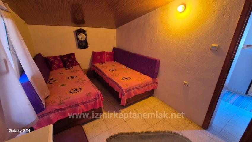 4+1 Villa Mit Garten Zu Vermieten Am Strand Von Havacılar In Doğanbey, Seferihisar