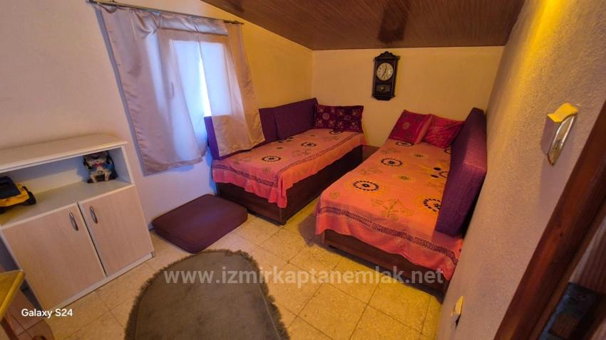 4+1 Villa Mit Garten Zu Vermieten Am Strand Von Havacılar In Doğanbey, Seferihisar