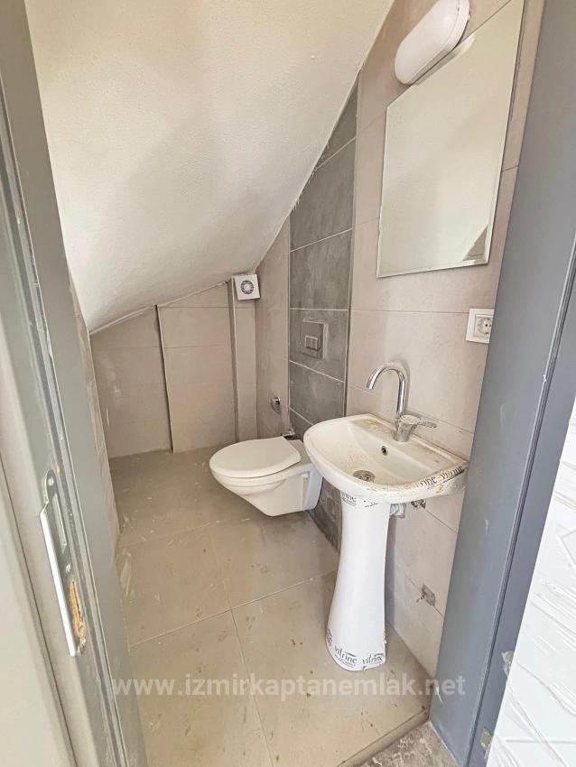 3+1 Villa Mit Großem Garten Zum Verkauf In Seferihisar Doğanbey