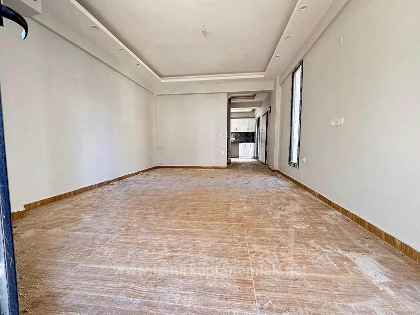 Großzügige 3+1-Zimmer-Villa Mit Separatem Eingang In Menderes Özdere Zu Verkaufen