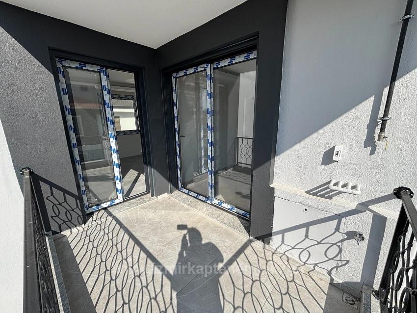 Penthouse-Wohnung Mit 2+1 Zimmern Und Geschlossener Küche In Seferihisar Camikebir