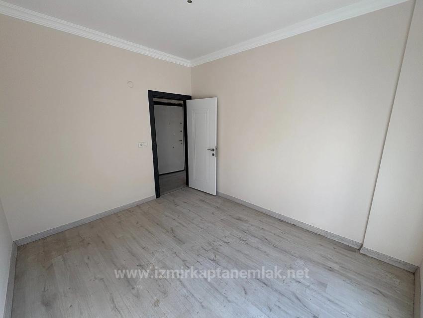 2+2 Maisonette-Wohnung Zum Verkauf In Menderes Gümüldür Fevzi Çakmak