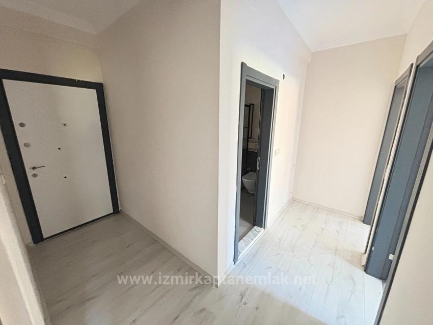 2+1 Wohnung Zum Verkauf In Izmir Menderes Fevzi Çakmak