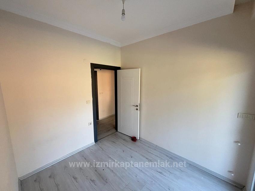 2+1 Wohnung Zum Verkauf In Izmir Menderes Fevzi Çakmak