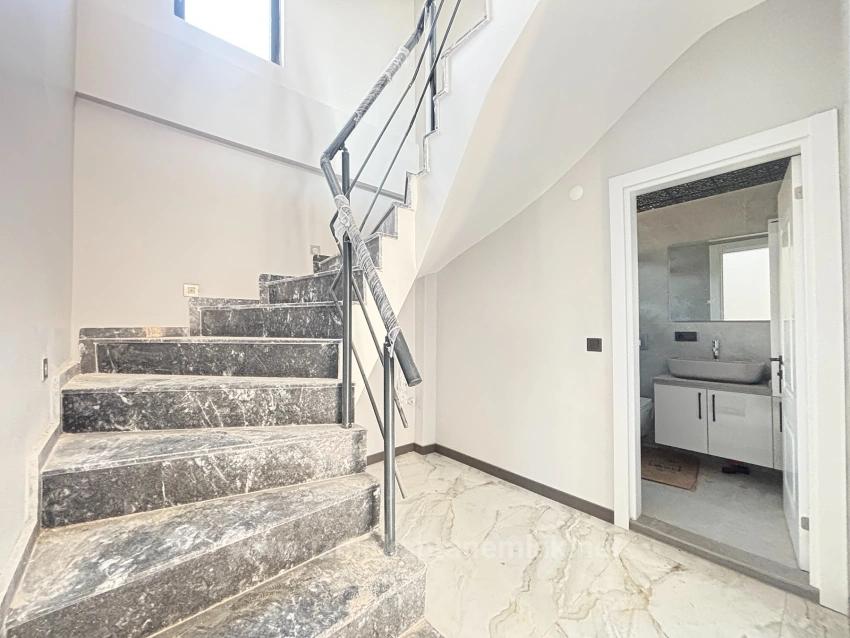 3+1 Freistehende Villa Zum Verkauf In İzmir Seferihisar Ürkmez, 1100 Meter Vom Meer Entfernt