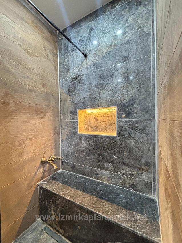 Ultraluxuriöse 4+1-Triplex-Villa Mit Freistehendem Großen Garten In İzmir Seferihisar Doğanbey