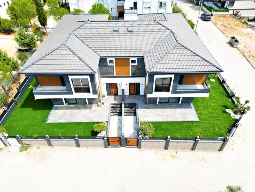 Ultraluxuriöse 3+1-Villa Mit Großem Garten Zum Verkauf In Izmir Seferihisar Camikebir