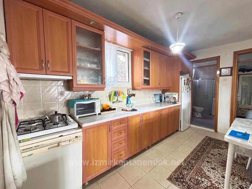 Freistehende Triplexvilla Mit 2+1 Bädern Und Meerblick Im Viertel Tepecik, Seferihisar, Izmir