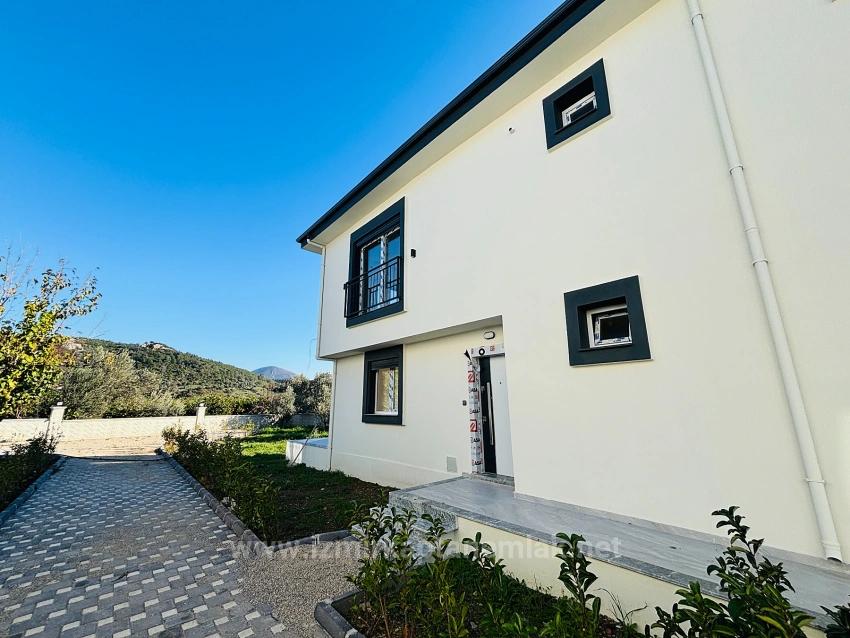 3+1-Maisonette-Villa In Einer Bewachten Wohnanlage Im Viertel Kavakdere, Seferihisar, Izmir