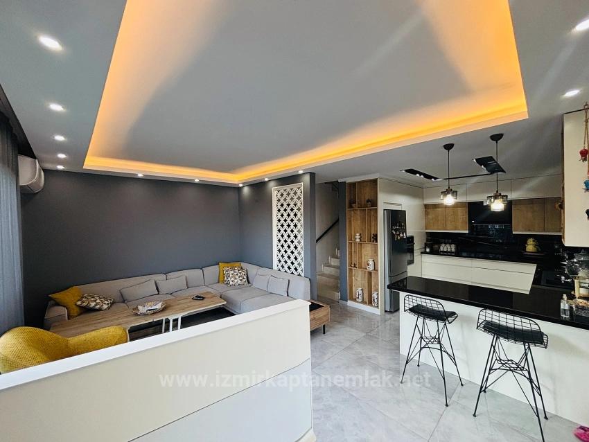 Gelegenheit! Möblierte 4+2-Zimmer-Villa Mit Meerblick Und Pool