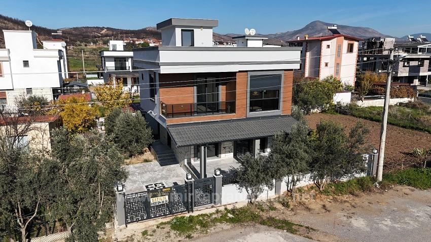 Freistehende 3+1-Zimmer-Maisonette-Villa Mit Eigenem Bad Im Stadtteil Payamlı, Seferihisar, Izmir