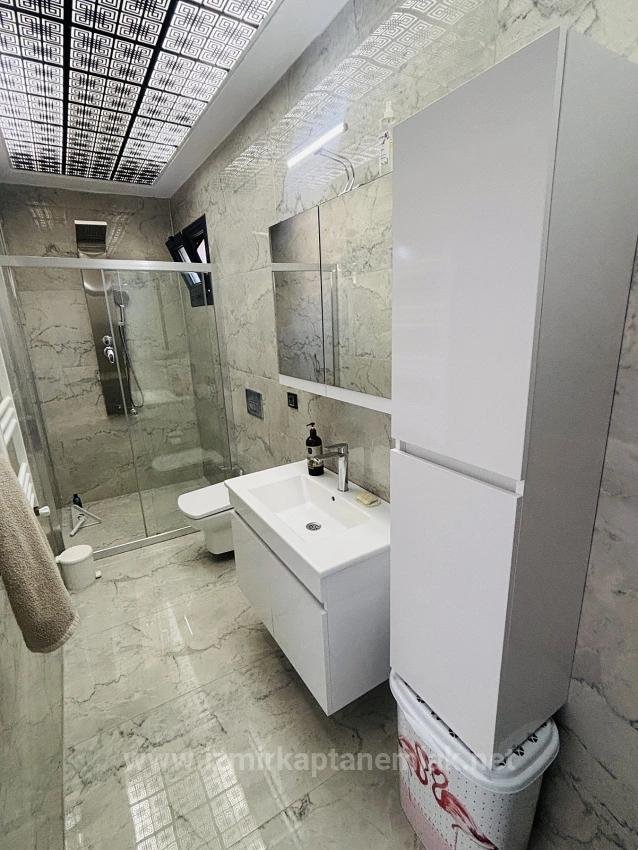 Freistehende Villa Mit 3+1 Schlafzimmern, Großem Garten Und Badezimmer En Suite In Jedem Schlafzimmer