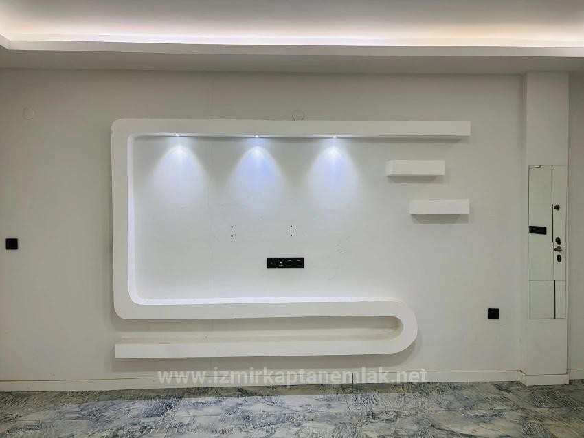 Geräumige 3+1 Villa Zum Verkauf In Seferihisar Doğanbey Payamlı