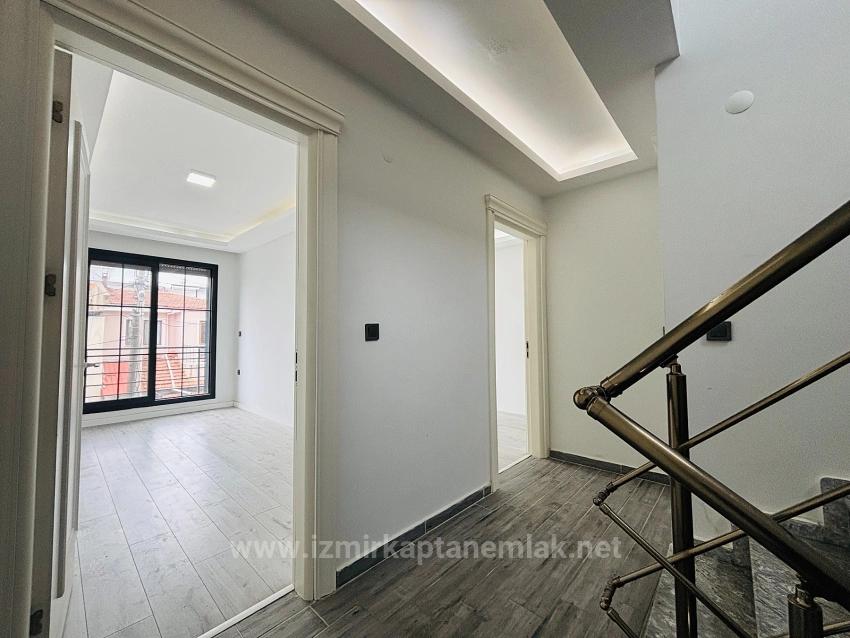 Geräumige 3+1 Villa Zum Verkauf In Seferihisar Doğanbey Payamlı