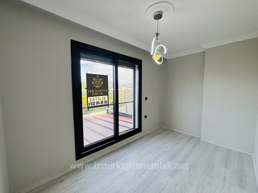 3+1-Zimmer Villa Zu verkaufen in Payamlı Bz. Seferihisar Doğanbey - 135 m²