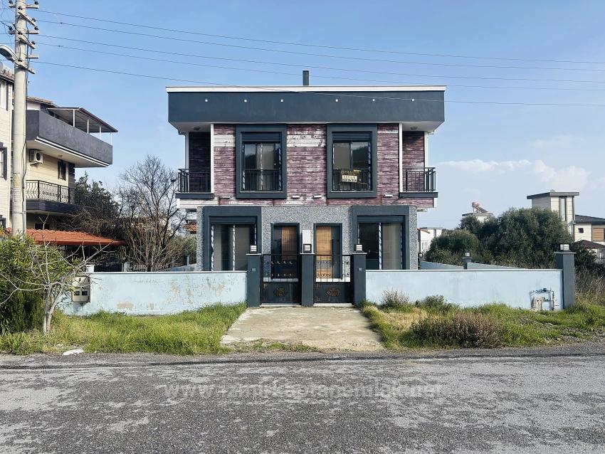 2+1 Villa Mit Großem Garten Zum Verkauf Im Viertel Atatürk, Seferihisar, İzmir