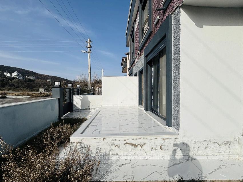 2+1 Villa Mit Großem Garten Zum Verkauf Im Viertel Atatürk, Seferihisar, İzmir