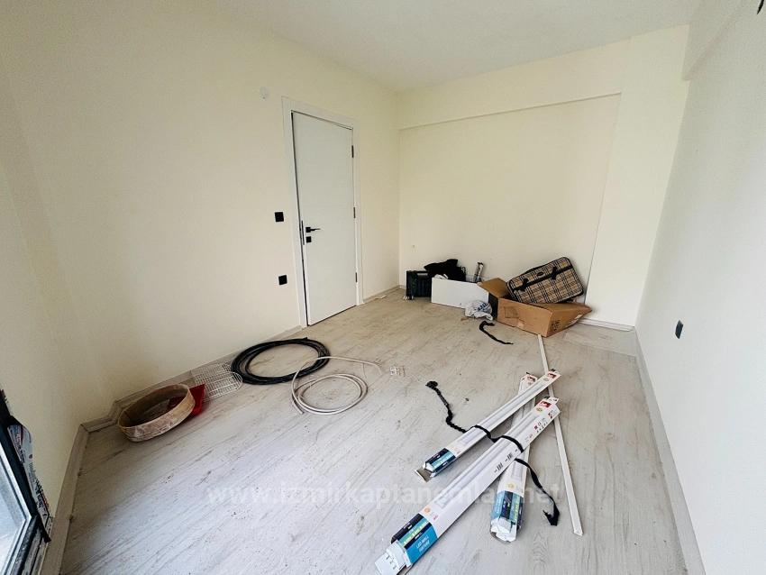 1+1 Wohnung Im Stadtteil Turabiye, Seferihisar, Izmir