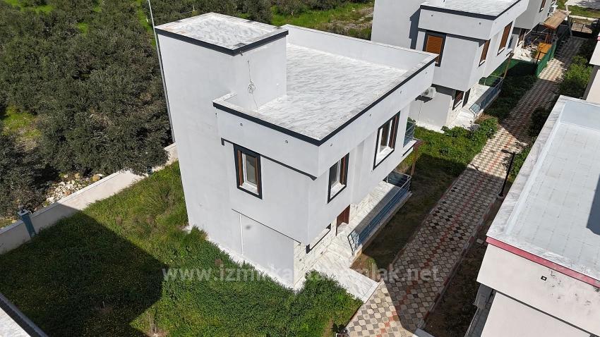  Freistehende 3+1 Villa Zum Verkauf In Seferihisar Cumhuriyet, Izmir