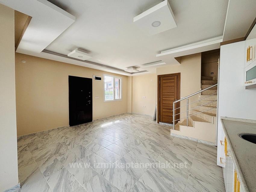  Freistehende 3+1 Villa Zum Verkauf In Seferihisar Cumhuriyet, Izmir