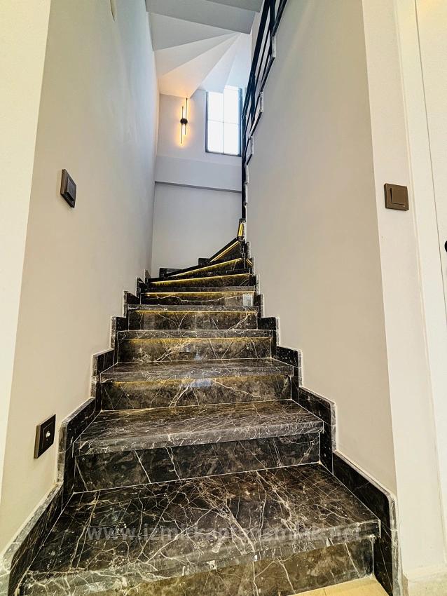 Ultra-Luxus-Sommerhaus Mit 3+1 Schlafzimmern Und Smart-Home-System, 50 M Vom Meer Entfernt In Ürkmez, Seferihisar, İzmir