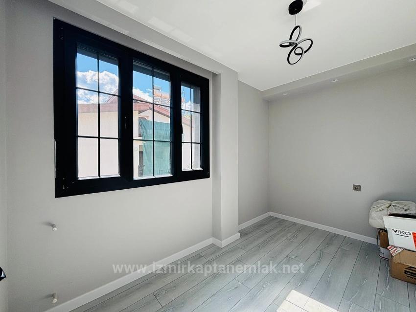 Ultra-Luxus-Sommerhaus Mit 3+1 Schlafzimmern Und Smart-Home-System, 50 M Vom Meer Entfernt In Ürkmez, Seferihisar, İzmir