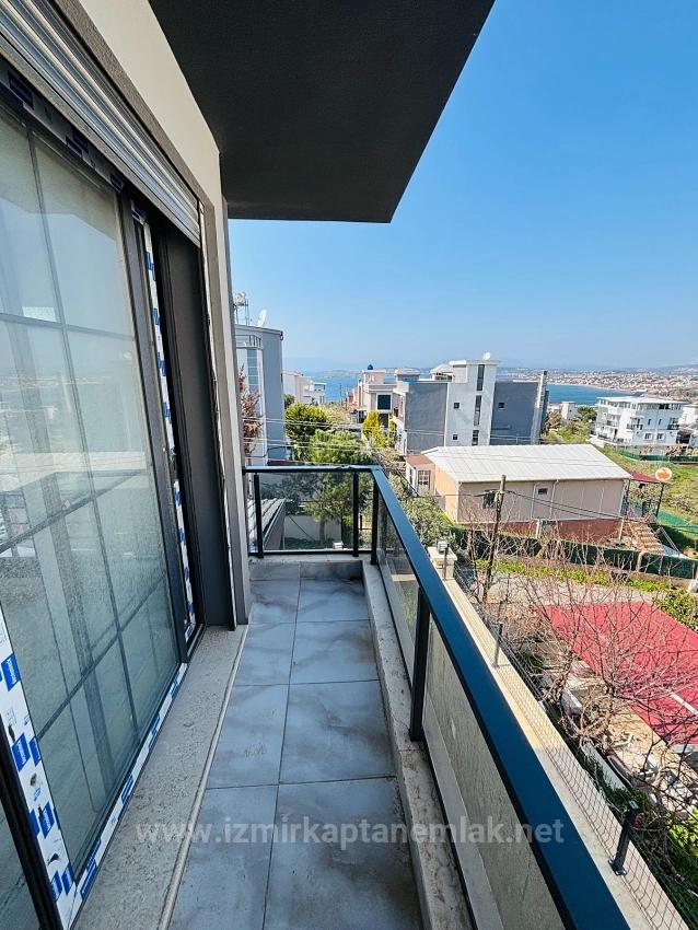 Meerblick, Erdgasbeheizt, 3+1 Doppelhaus-Sommervilla In Akarca, Seferihisar, Izmir