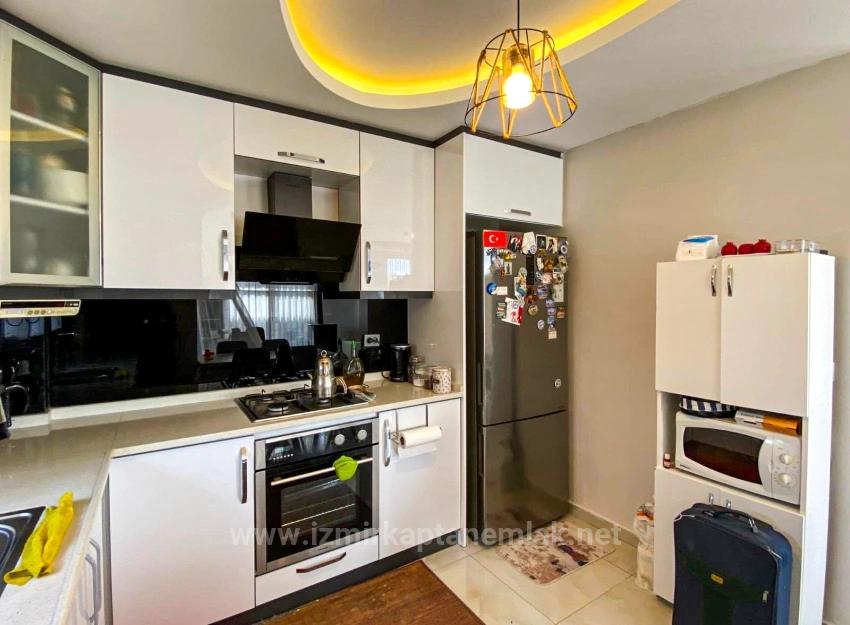 3+1 Villa Zum Verkauf In Einer Bewachten Wohnanlage Mit Swimmingpool Im Stadtteil Cumhuriyet, Seferihisar, Izmir.