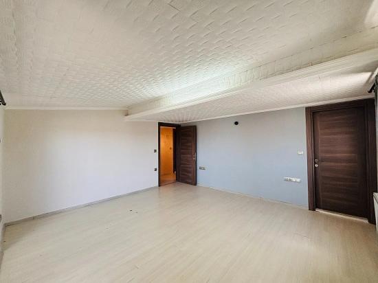 4+2 Maisonette-wohnung Zum Verkauf Im Stadtteil Turabiye, Seferihisar, Izmir