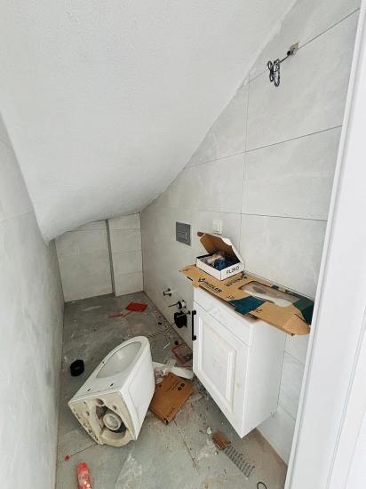 2+1 Freistehende Villa Mit Großem Garten Zum Verkauf Im Stadtteil Cumhuriyet, Seferihisar, Izmir