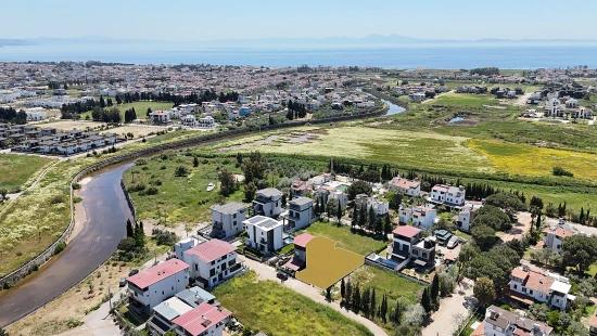 3+1 Freistehende Villa Mit Pool Zum Verkauf Im Stadtteil Cumhuriyet, Seferihisar, Izmir