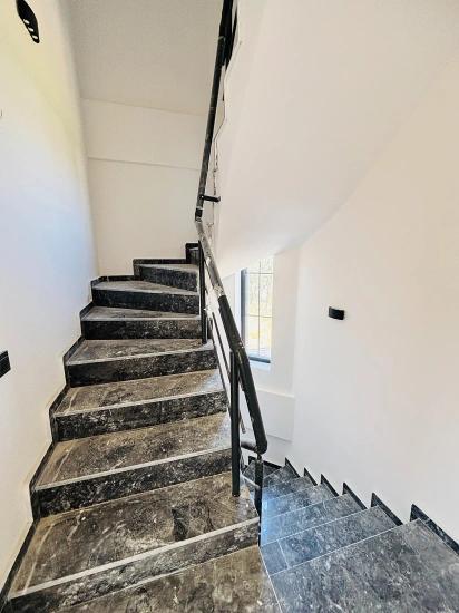 3+1 Freistehende Villa Mit Pool Zum Verkauf Im Stadtteil Cumhuriyet, Seferihisar, Izmir
