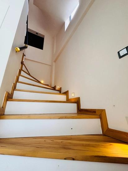 3+1 Ultra-luxusvilla Zum Verkauf Im Viertel Payamlı, Seferihisar, İzmir, 100 M Vom Meer Entfernt.