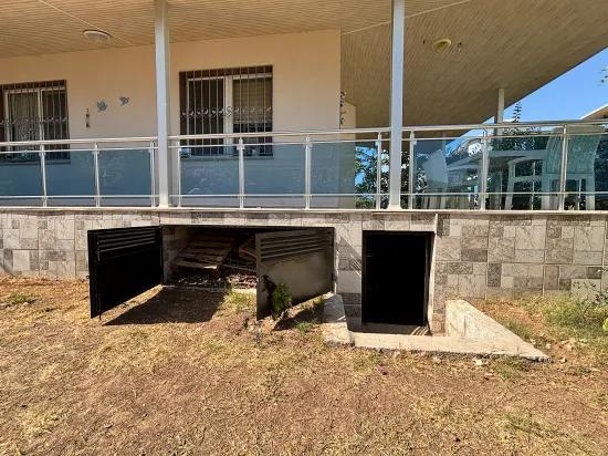 İzmir Seferihisar Cumhuriyet Viertel In 310 m² Innerhalb zu verkaufen 3+1 Doppelhaushälfte Villa