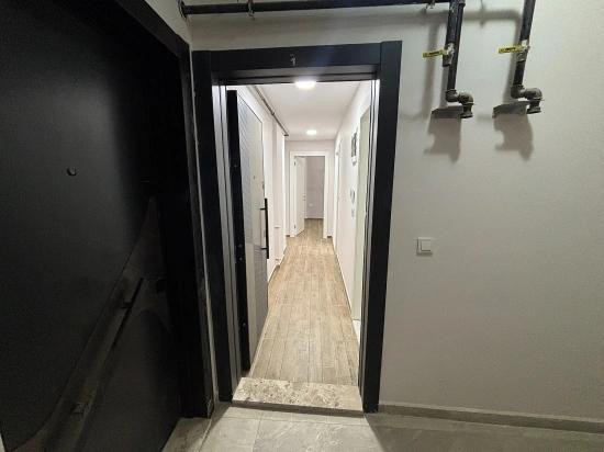1+1 Wohnung In Toller Lage In Camikebir, Seferihisar, Izmir