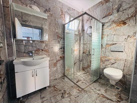 300 M² Große, Freistehende, Brandneue 3+1-villa Zum Verkauf In İzmir Seferihisar Doğanbey