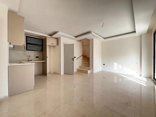 Brandneue 2+1-villa Zum Verkauf In Wunderschöner Lage In Seferihisar Doğanbey Payamlı